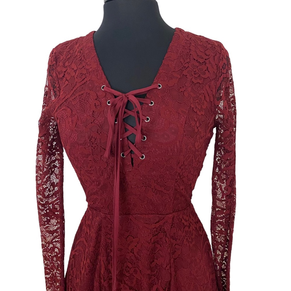 Lovers & Friends Lace Mini Dress Size Small Party Lace Holiday Romantic